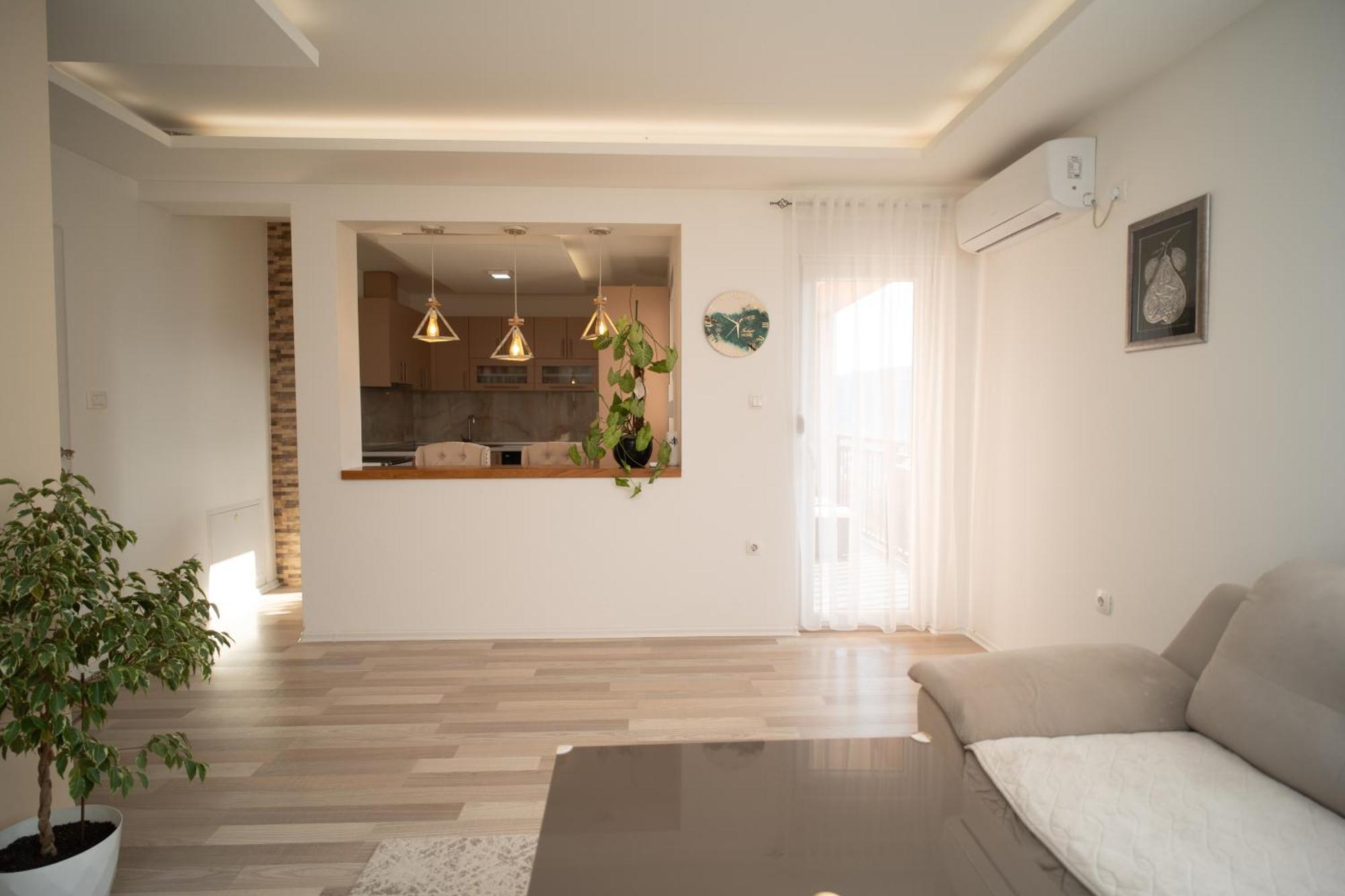 הוילה מוסטר Skywalk House מראה חיצוני תמונה