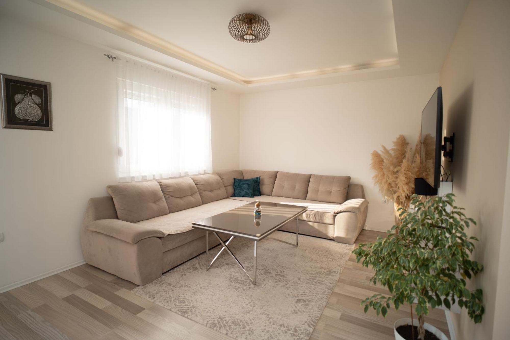 הוילה מוסטר Skywalk House מראה חיצוני תמונה