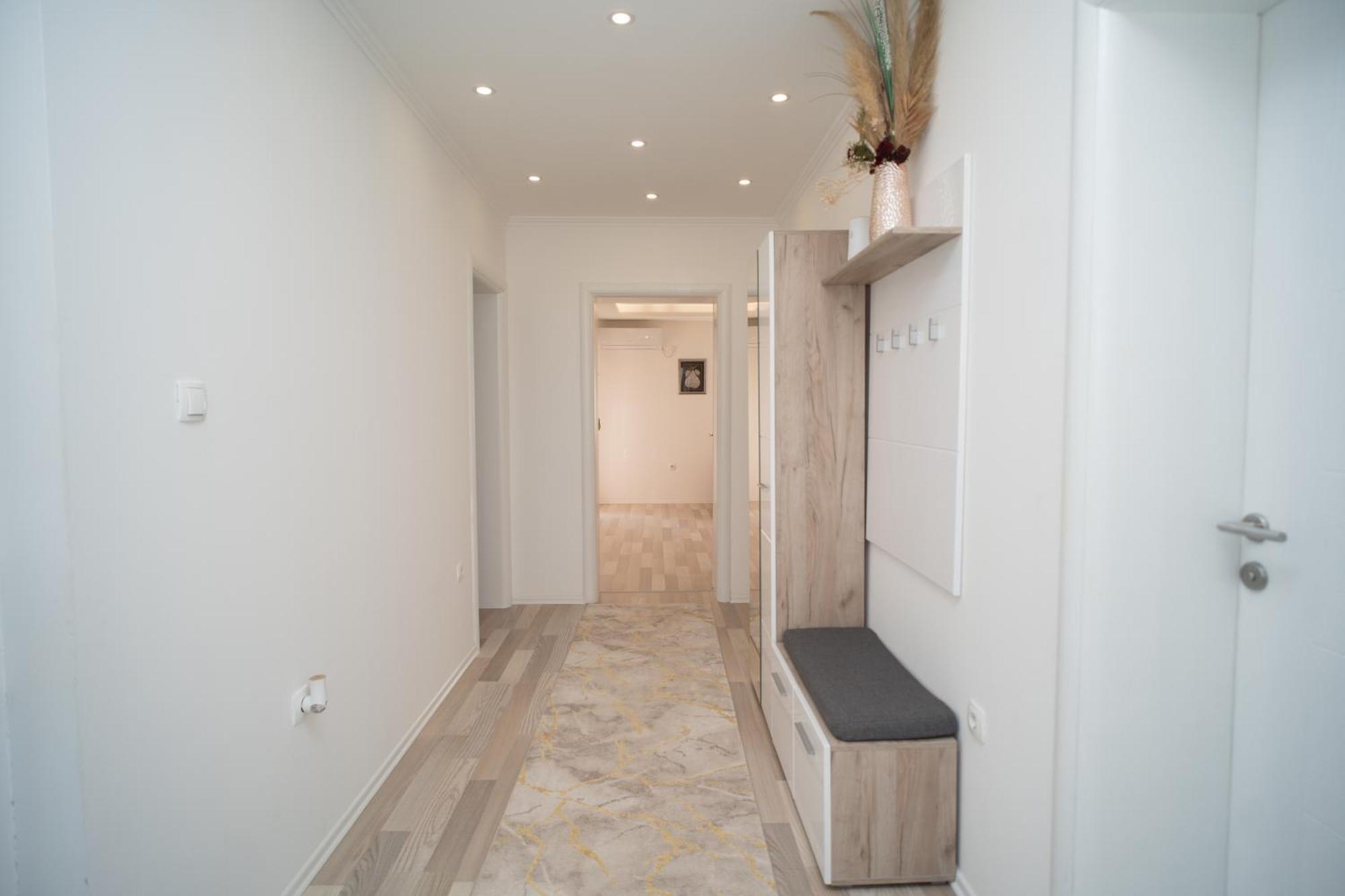 הוילה מוסטר Skywalk House מראה חיצוני תמונה